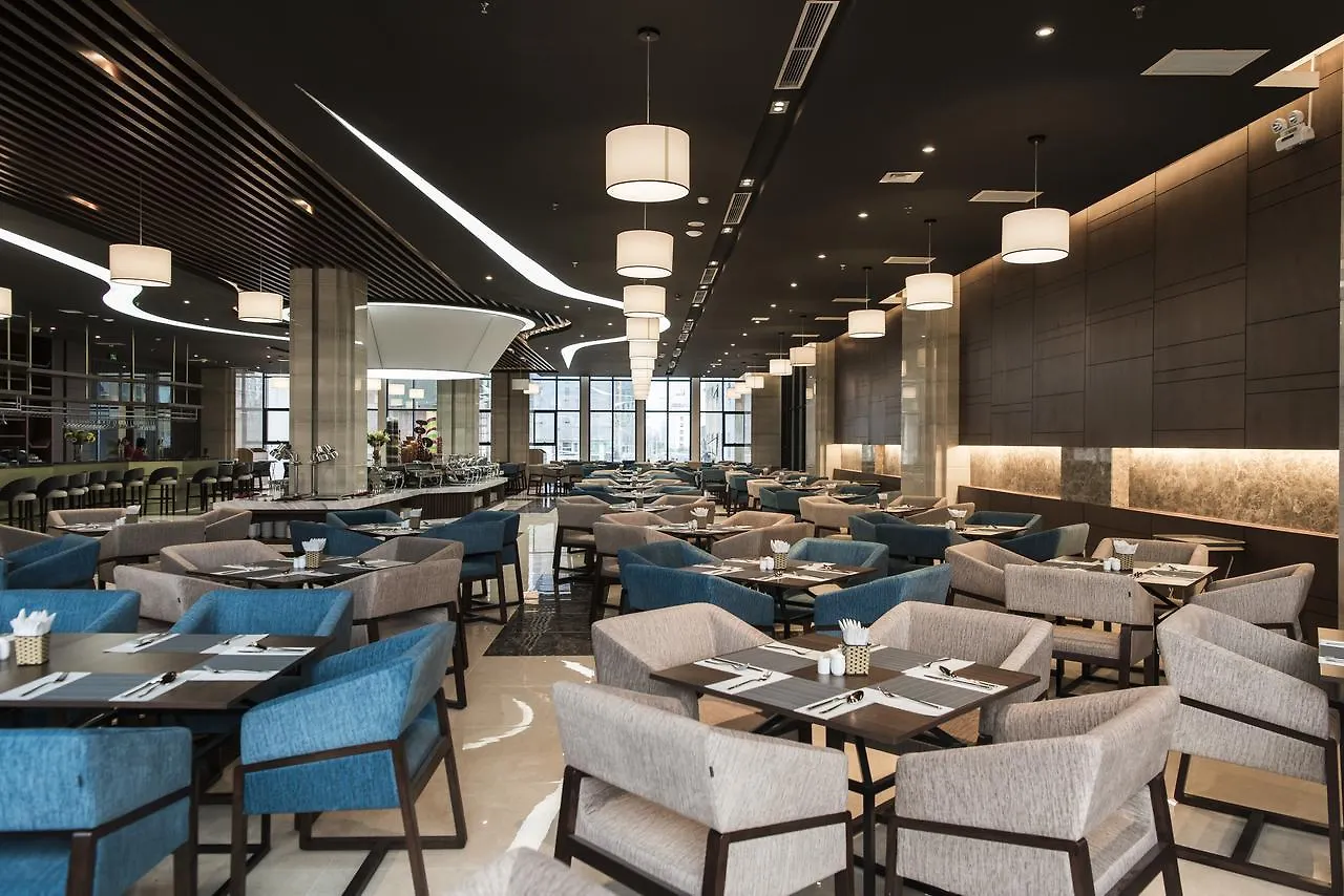 Muong Thanh Luxury Da Nang Hotel 5*,