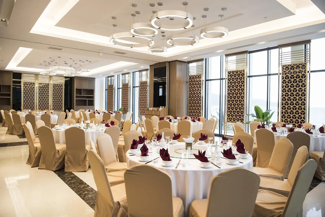 Muong Thanh Luxury Da Nang Hotel